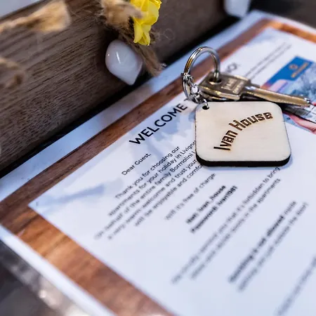 Ivan House Апартаменты Ливиньо