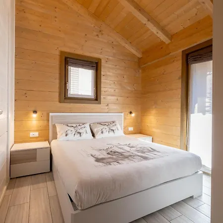 Ivan House Апартаменты Ливиньо